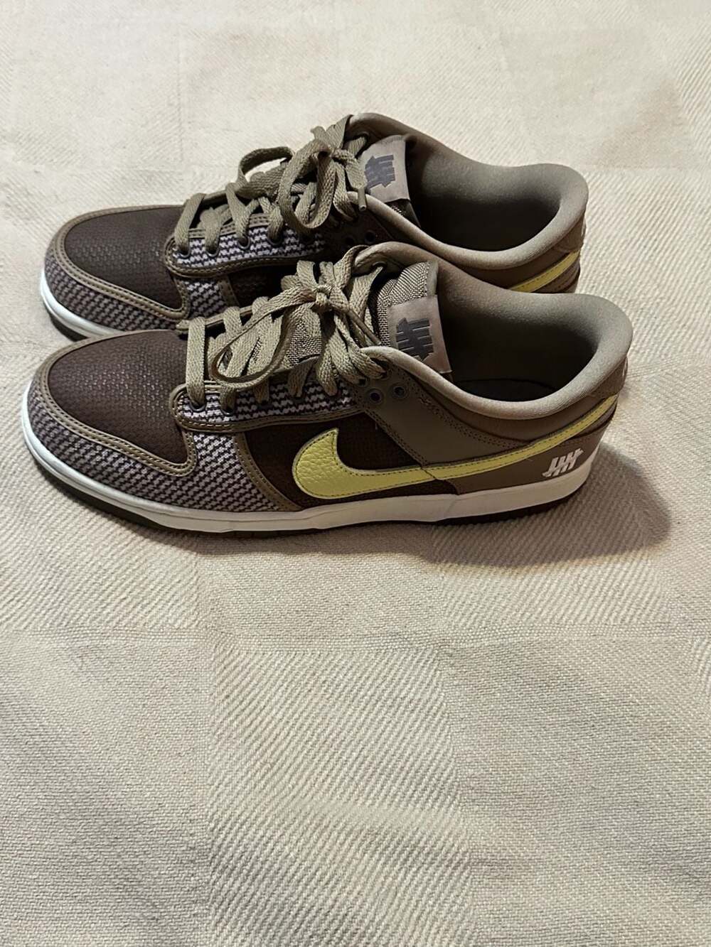 Nike x Undefeated Dunk Low SP 'Canteen' DH3061-200